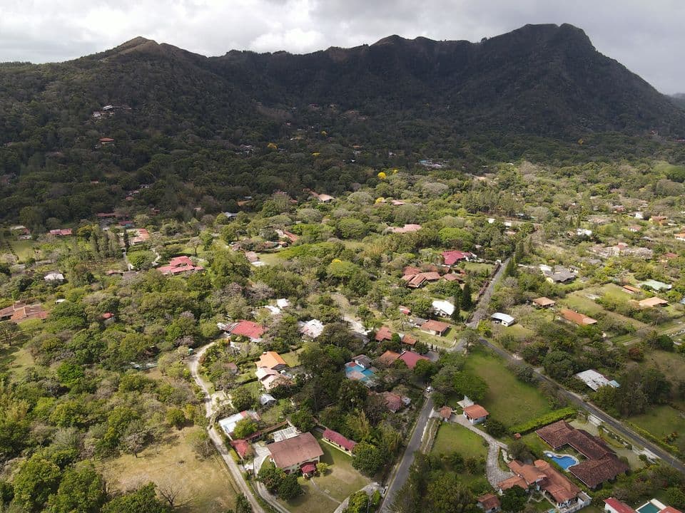 El valle desde las nubes